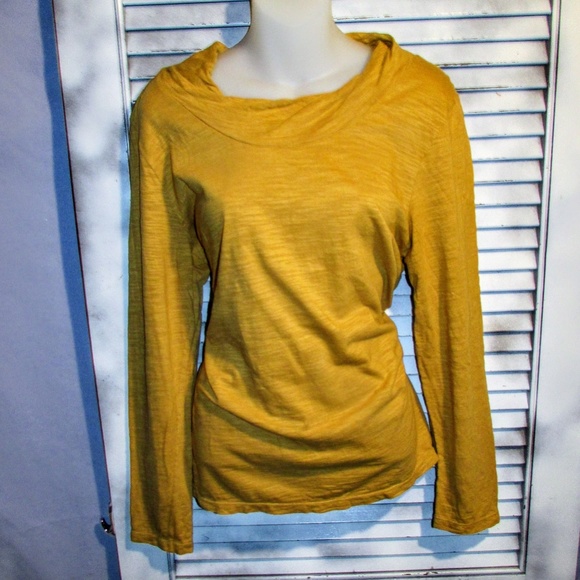 Neon Buddha Lg mustard yellow roll collar top - Picture 8 of 8